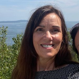 Meet your Posher, Pamela